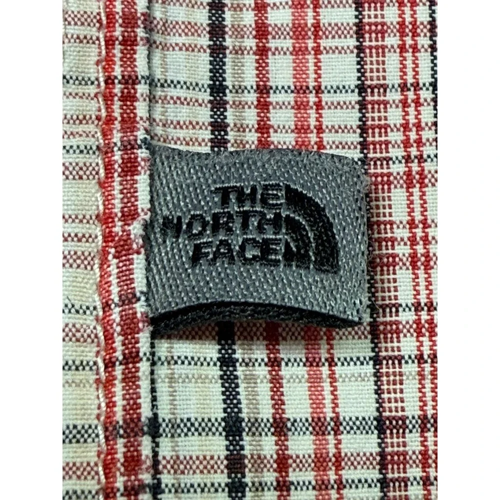 The North Face Mens XL‎ Series Red Plaid Button Down Long Sleeve Shirt